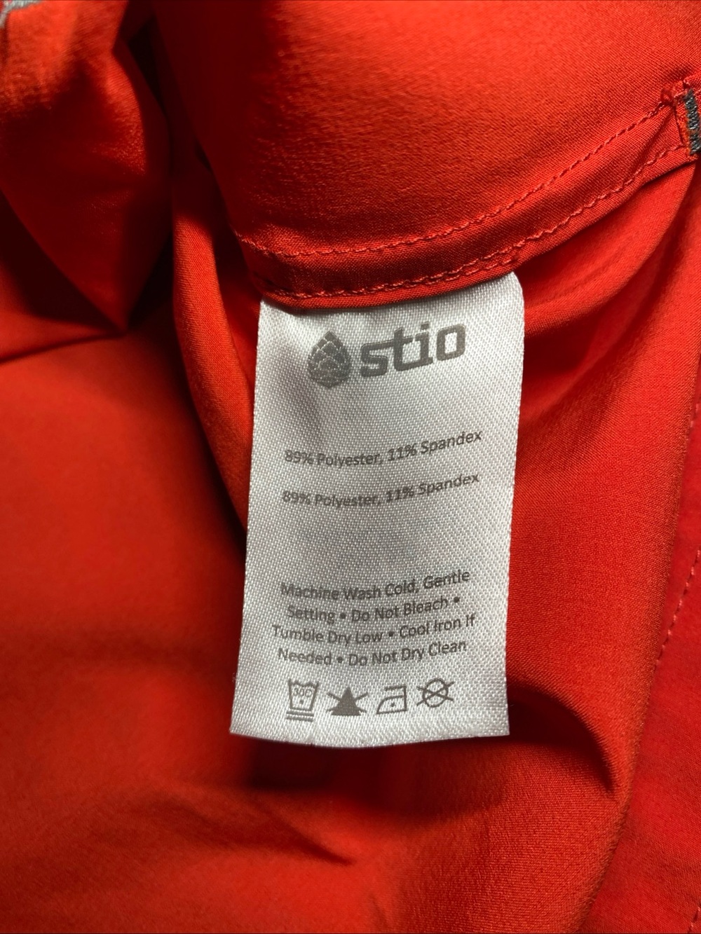 Stio CFS Sun Hoodie Anorack Red Pullover Performance Jacket Men's Size: Medium - Picture 4 of 8